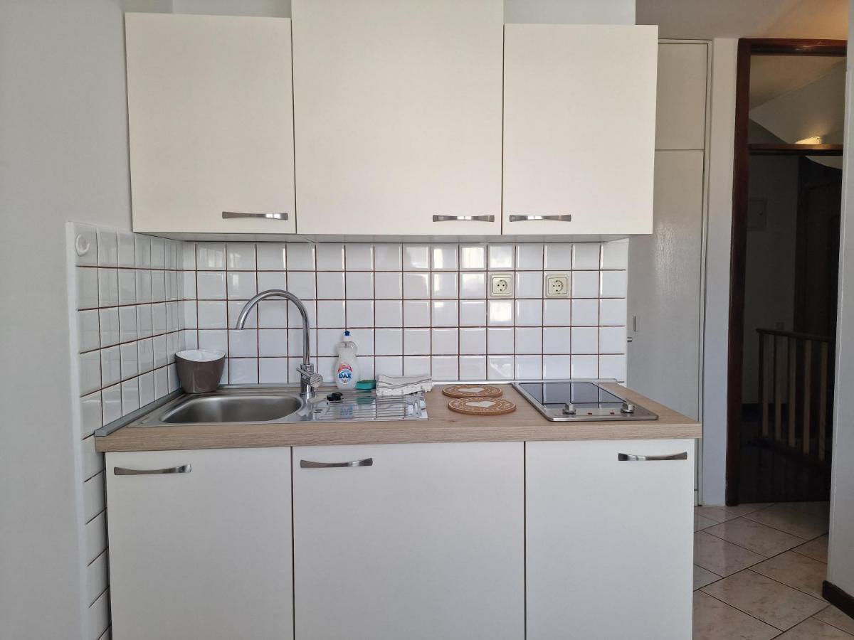 רוביני Apartments Katarina - New Renovated מראה חיצוני תמונה