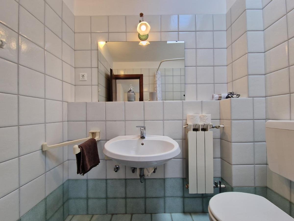 רוביני Apartments Katarina - New Renovated מראה חיצוני תמונה