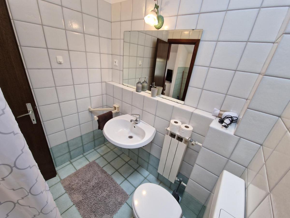 רוביני Apartments Katarina - New Renovated מראה חיצוני תמונה
