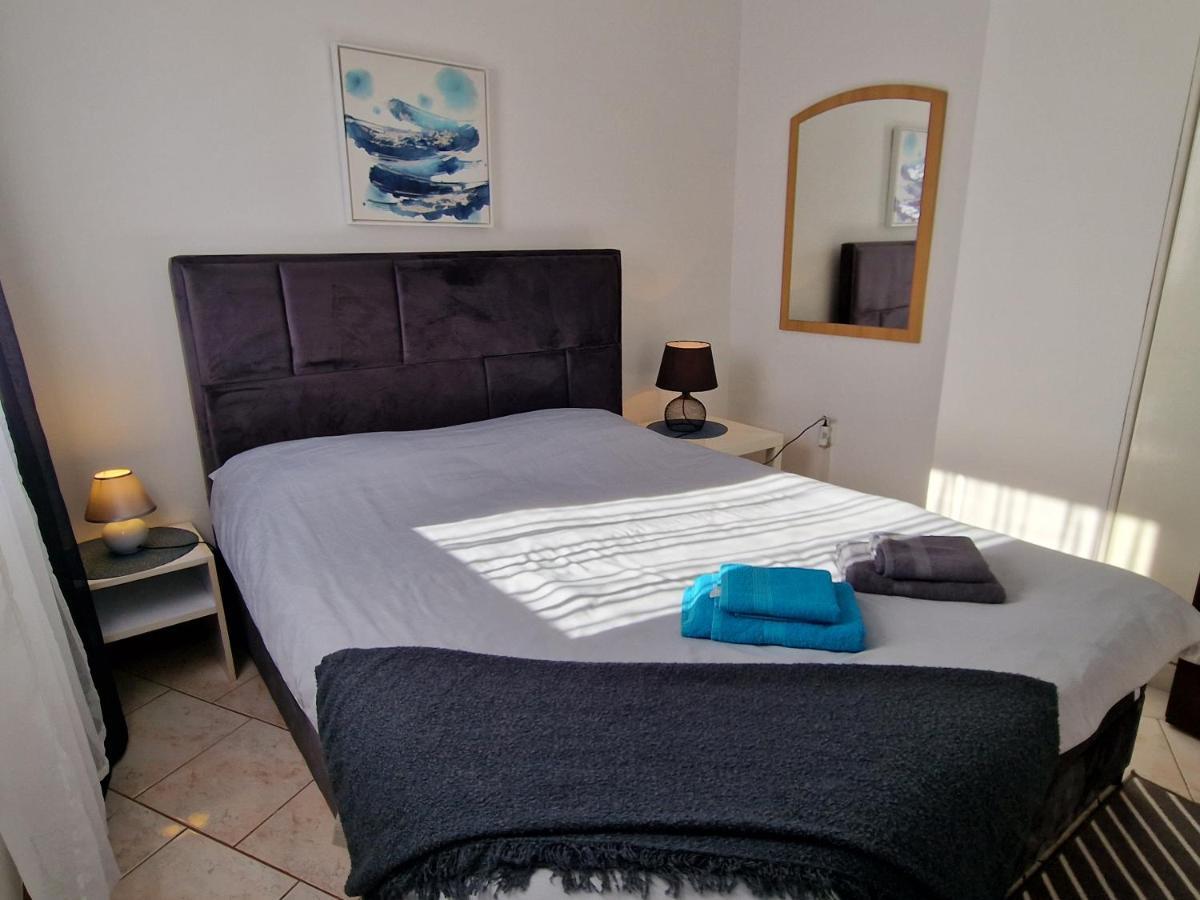 רוביני Apartments Katarina - New Renovated מראה חיצוני תמונה