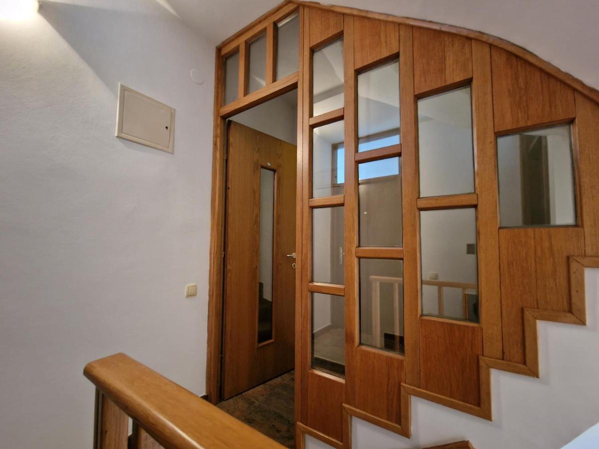 רוביני Apartments Katarina - New Renovated מראה חיצוני תמונה