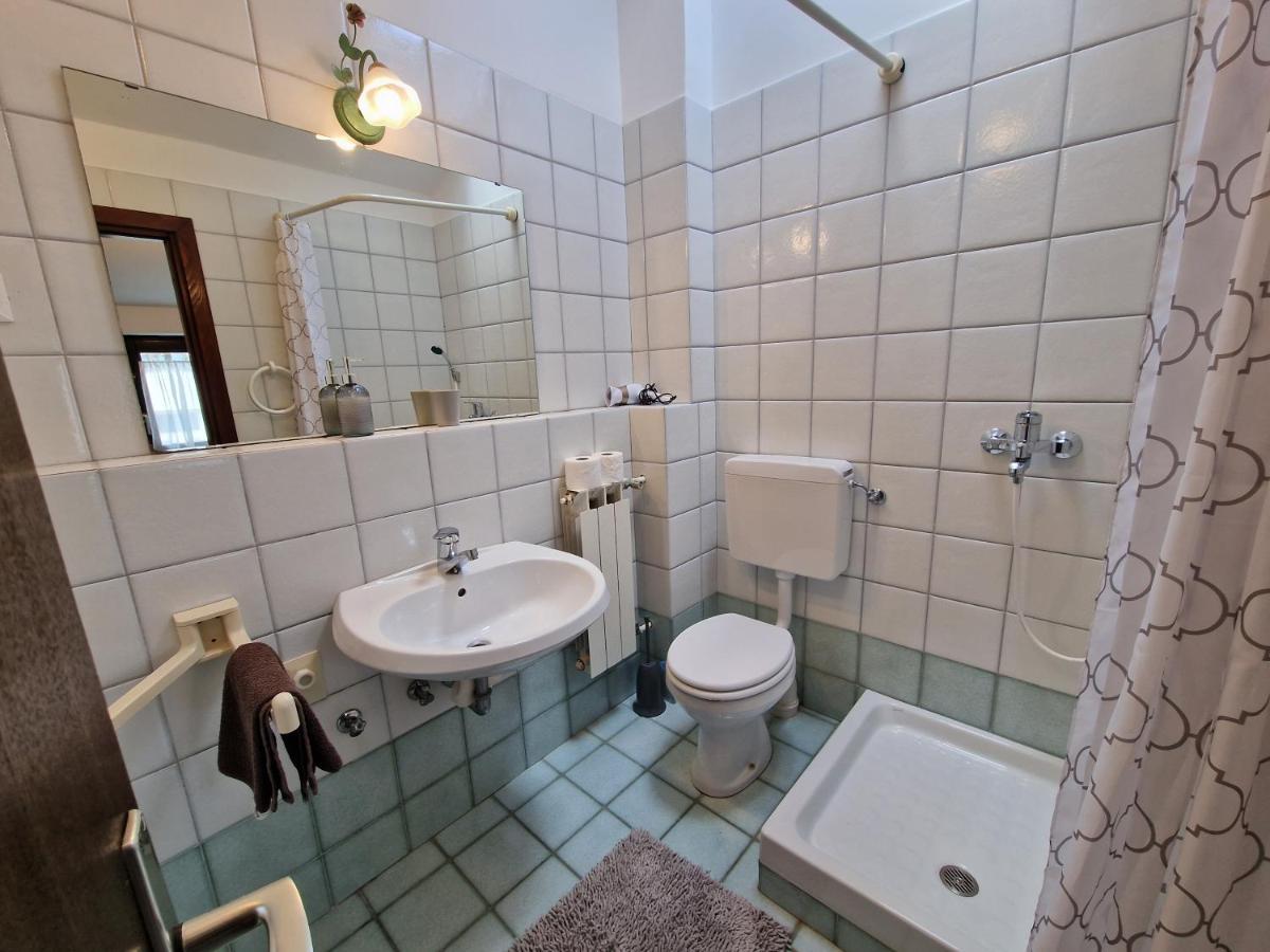 רוביני Apartments Katarina - New Renovated מראה חיצוני תמונה
