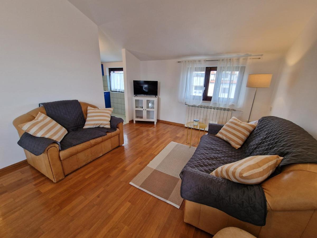 רוביני Apartments Katarina - New Renovated מראה חיצוני תמונה