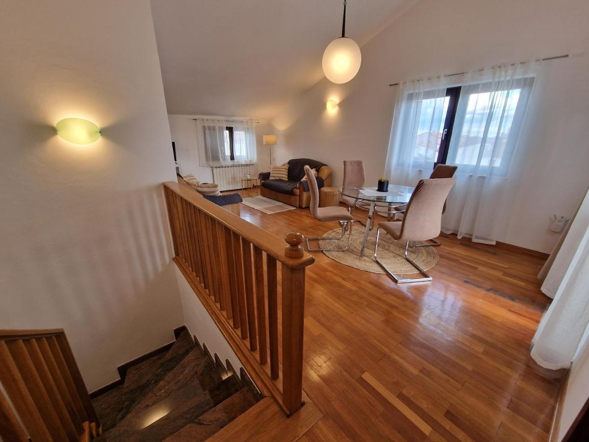 רוביני Apartments Katarina - New Renovated מראה חיצוני תמונה