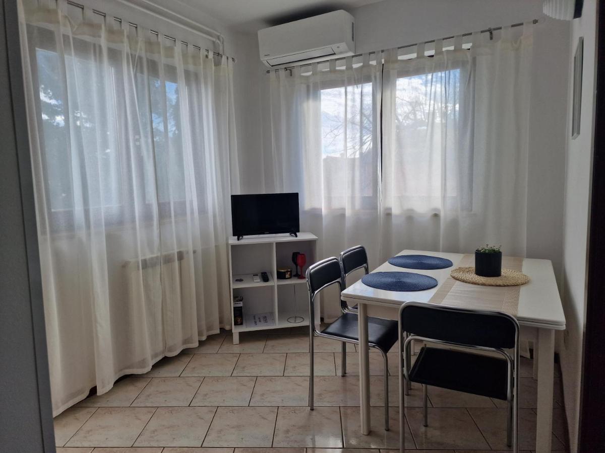 רוביני Apartments Katarina - New Renovated מראה חיצוני תמונה