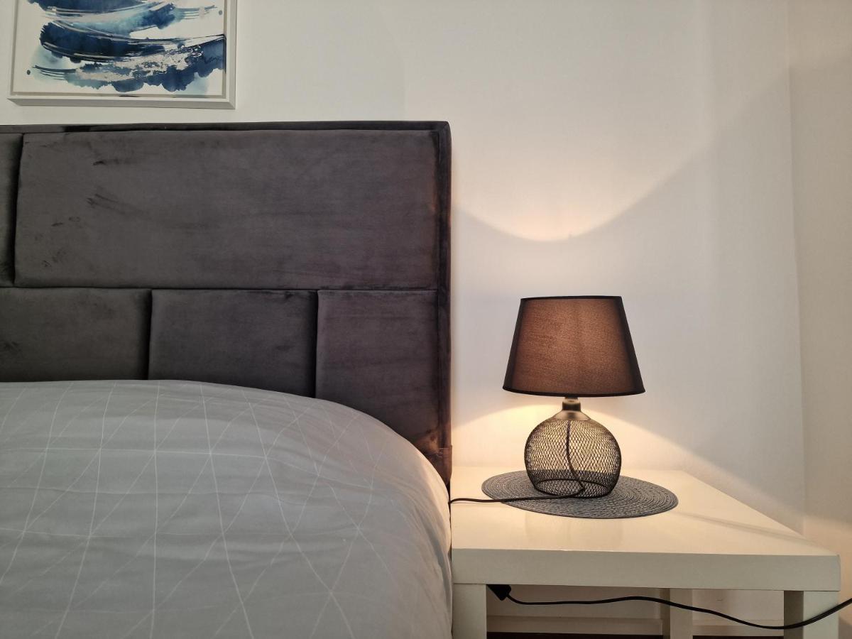 רוביני Apartments Katarina - New Renovated מראה חיצוני תמונה